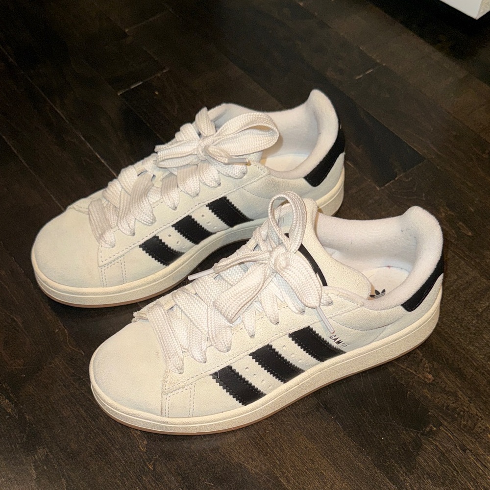 adidas campus White and Black Casual Low-Top Sneakers